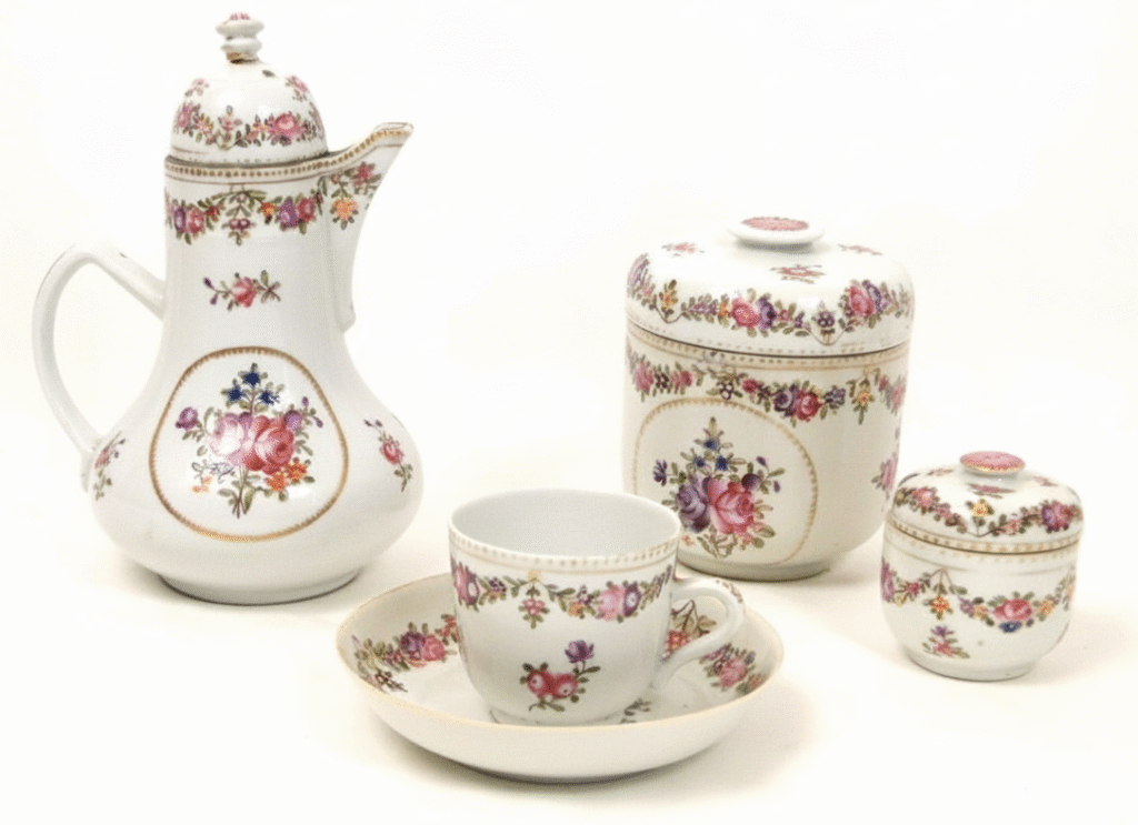 Service à thé de la Compagnie des Indes, famille rose